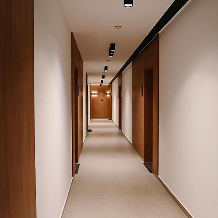 Urban Plaza - Aparthotel Brasov Luaran gambar