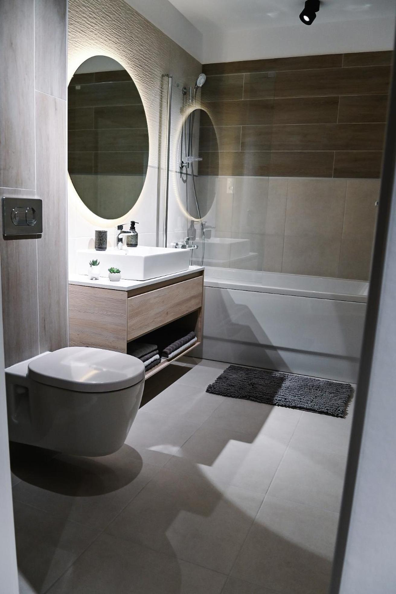 Urban Plaza - Aparthotel Brasov Luaran gambar
