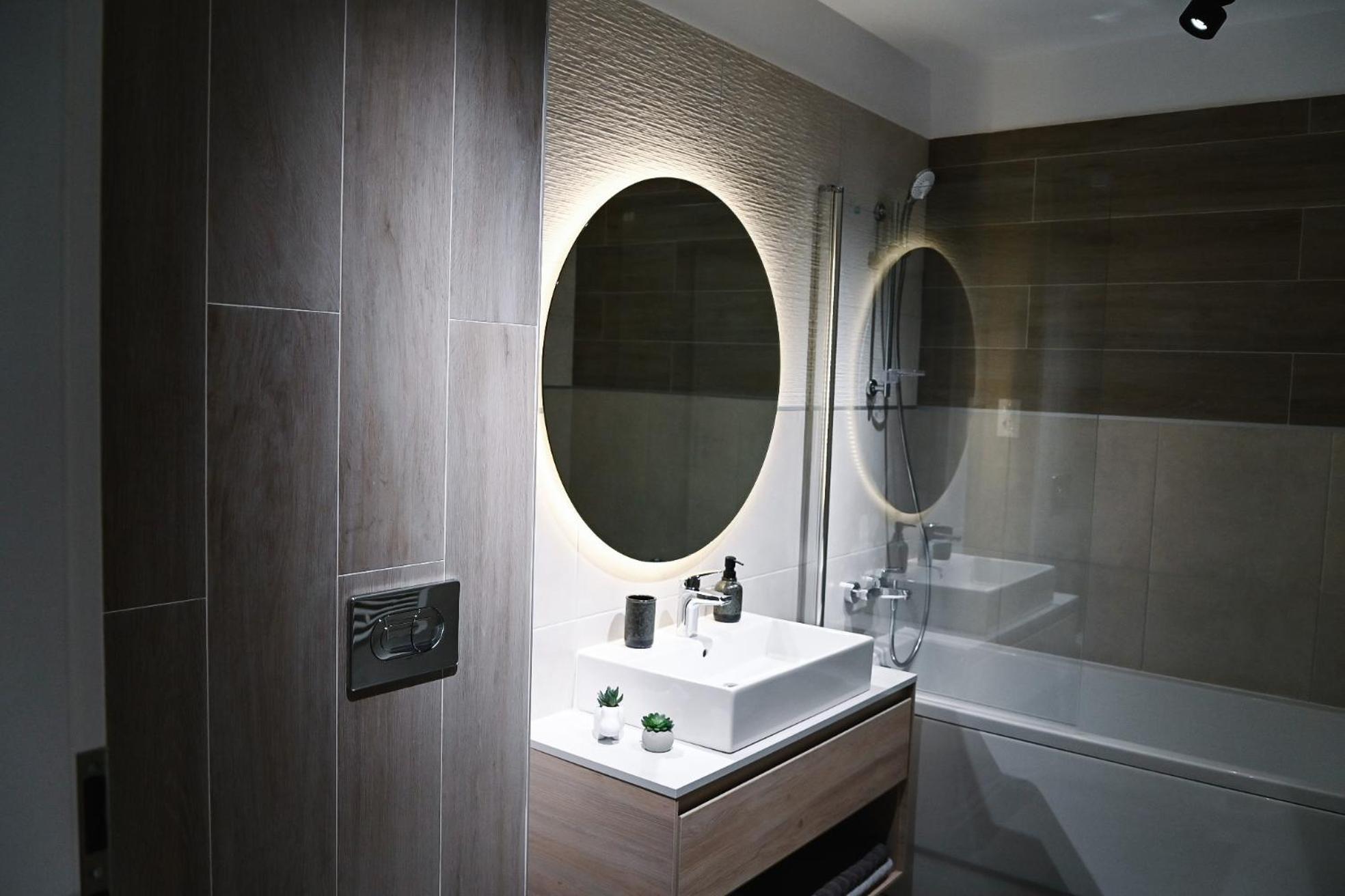 Urban Plaza - Aparthotel Brasov Luaran gambar