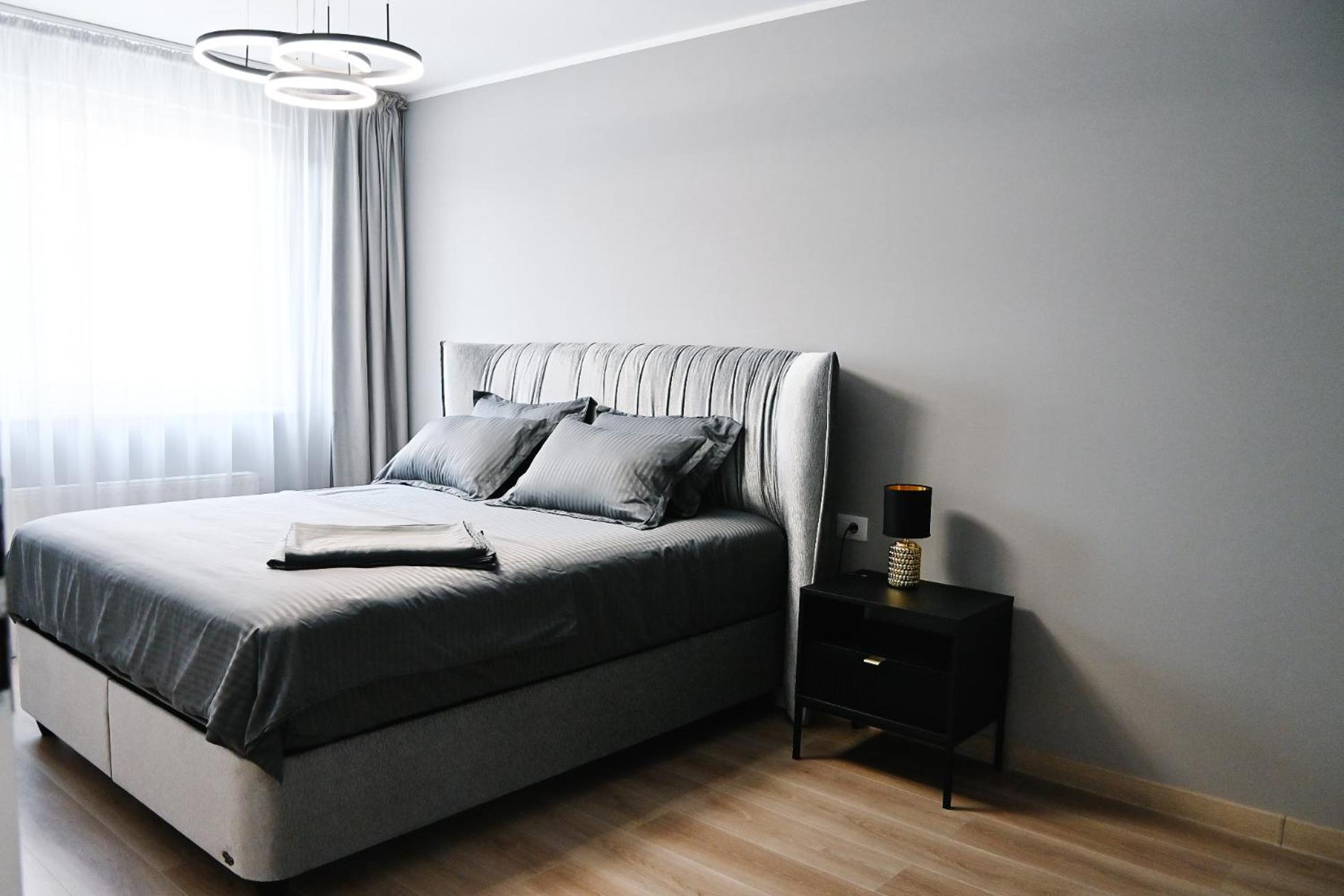 Urban Plaza - Aparthotel Brasov Luaran gambar