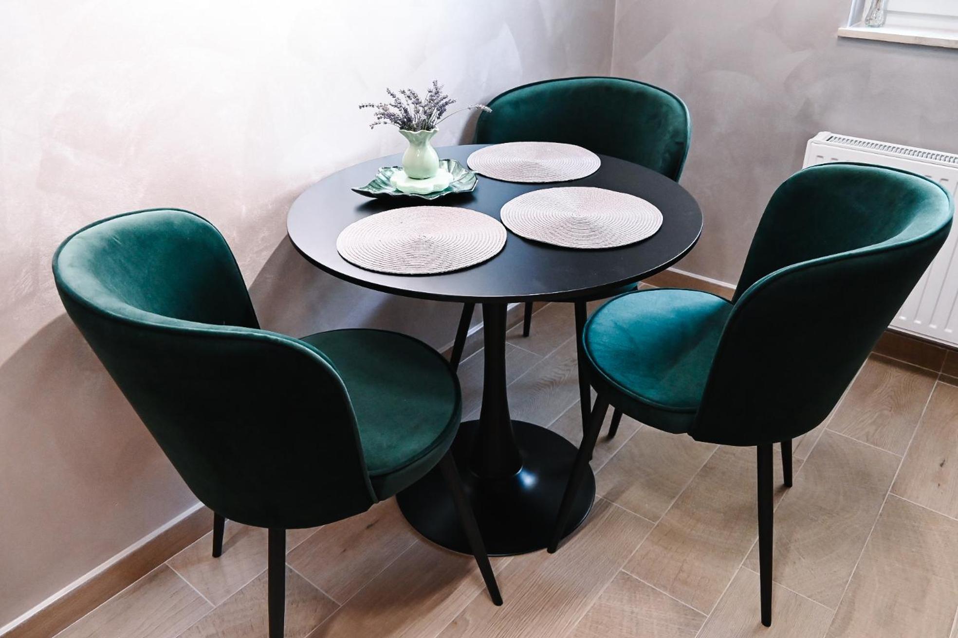 Urban Plaza - Aparthotel Brasov Luaran gambar