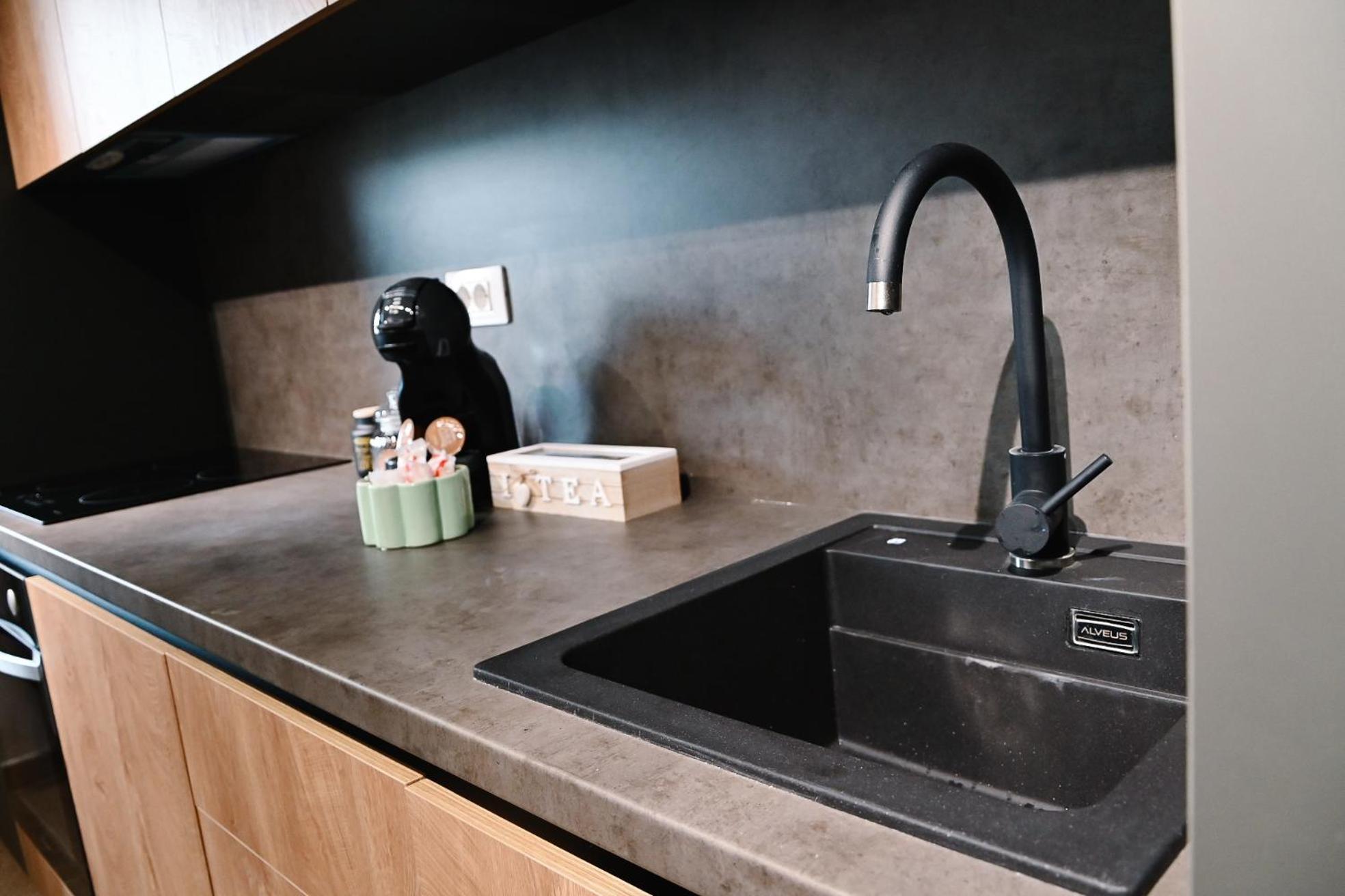 Urban Plaza - Aparthotel Brasov Luaran gambar